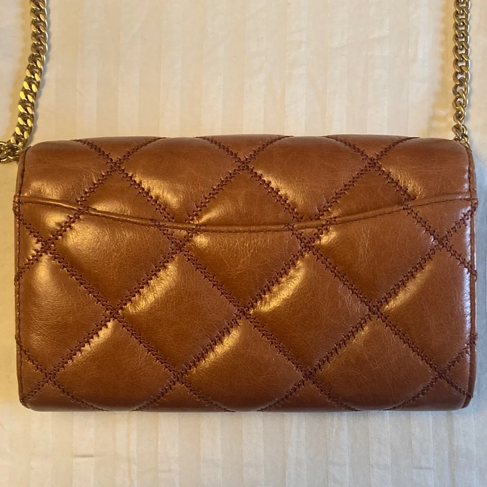 Tory Burch tory burch